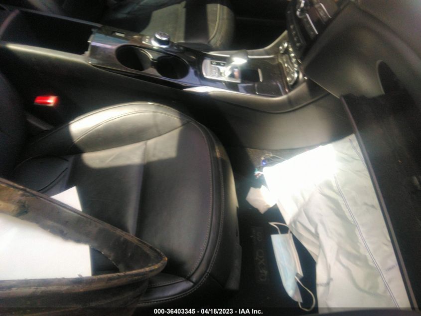 2017 INFINITI QX30 PREMIUM - SJKCH5CRXHA021907