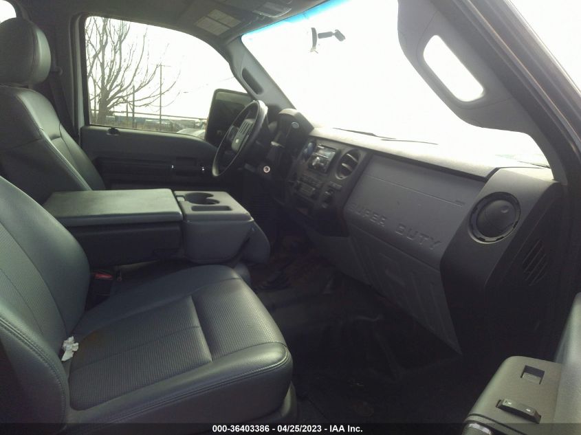 2015 FORD SUPER DUTY F-250 SRW LARIAT/PLATINUM - 1FT7W2B66FEA46129