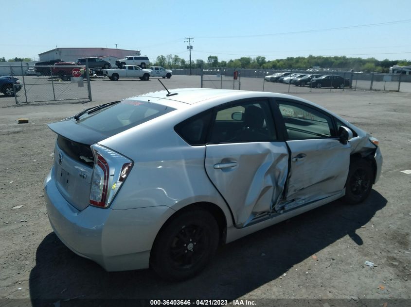 2014 TOYOTA PRIUS FOUR/FIVE/THREE/ONE/TWO - JTDKN3DU1E0384581