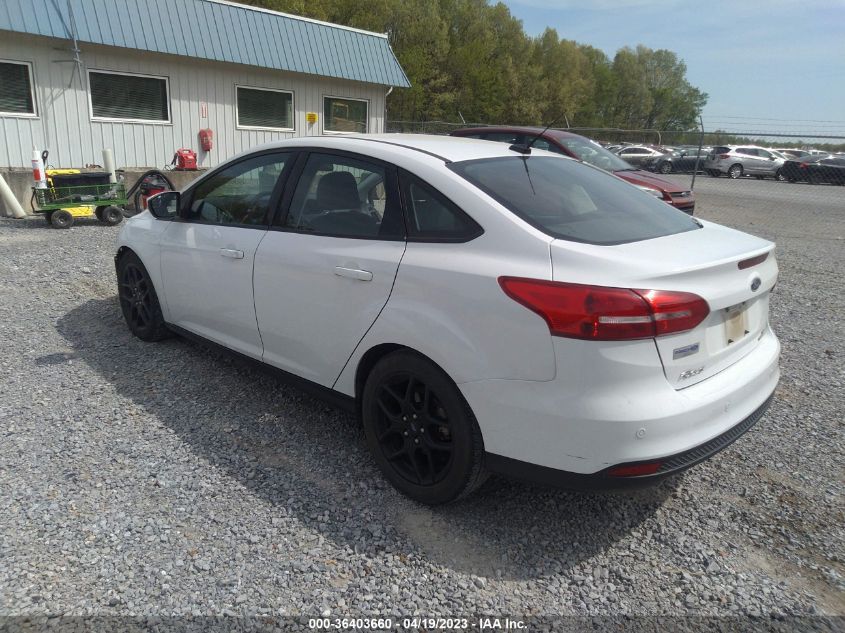 2016 FORD FOCUS SE - 1FADP3F22GL235702