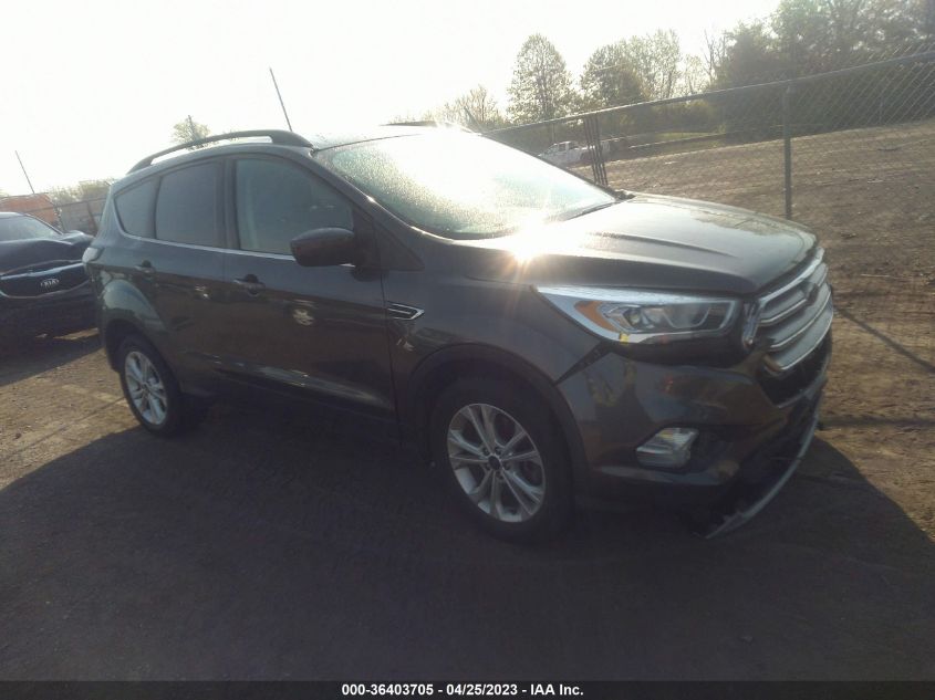 2017 FORD ESCAPE SE - 1FMCU9GD5HUC39347