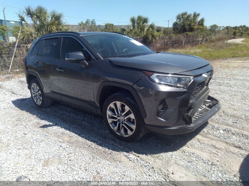 2019 TOYOTA RAV4 XLE PREMIUM - JTMC1RFV4KD041728