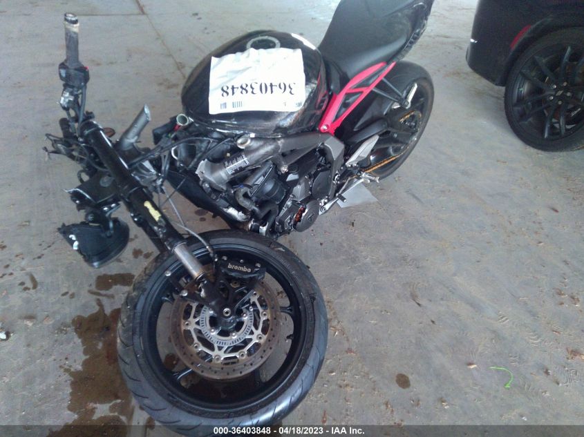 2022 TRIUMPH MOTORCYCLE STREET TRIPLE R SMTA534D4NTBB7865