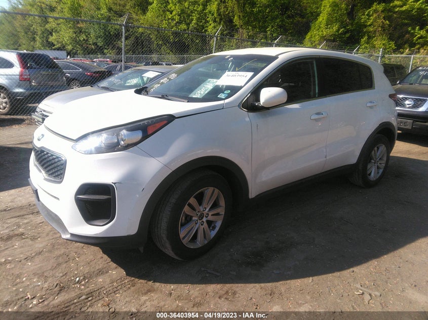 VIN KNDPM3AC3J7452840 2018 KIA SPORTAGE LX