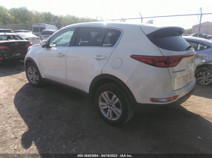 VIN KNDPM3AC3J7452840 2018 KIA SPORTAGE LX