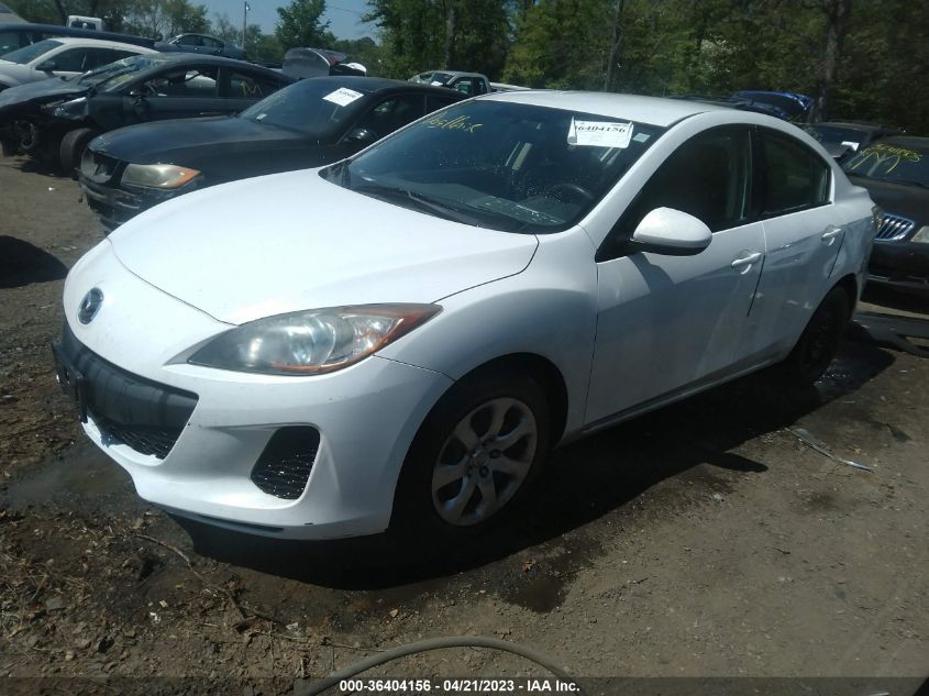 2013 MAZDA MAZDA3 I SPORT - JM1BL1U74D1717272