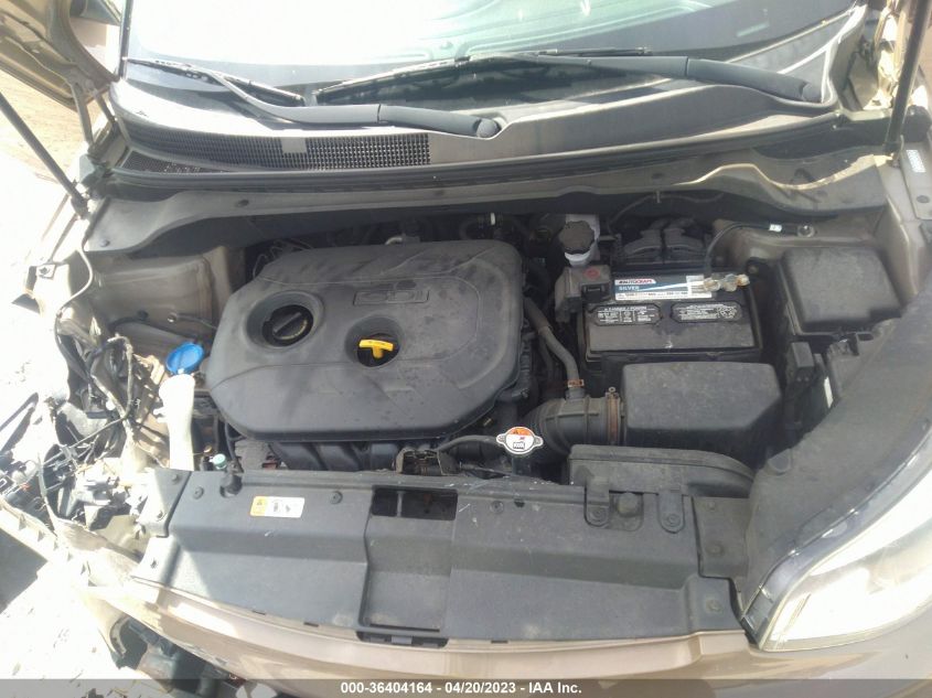 2015 KIA SOUL + - KNDJP3A54F7218812