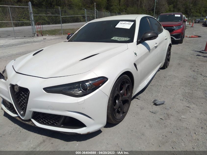 2017 ALFA ROMEO GIULIA QUADRIFOGLIO - ZARFAEAV8H7546519