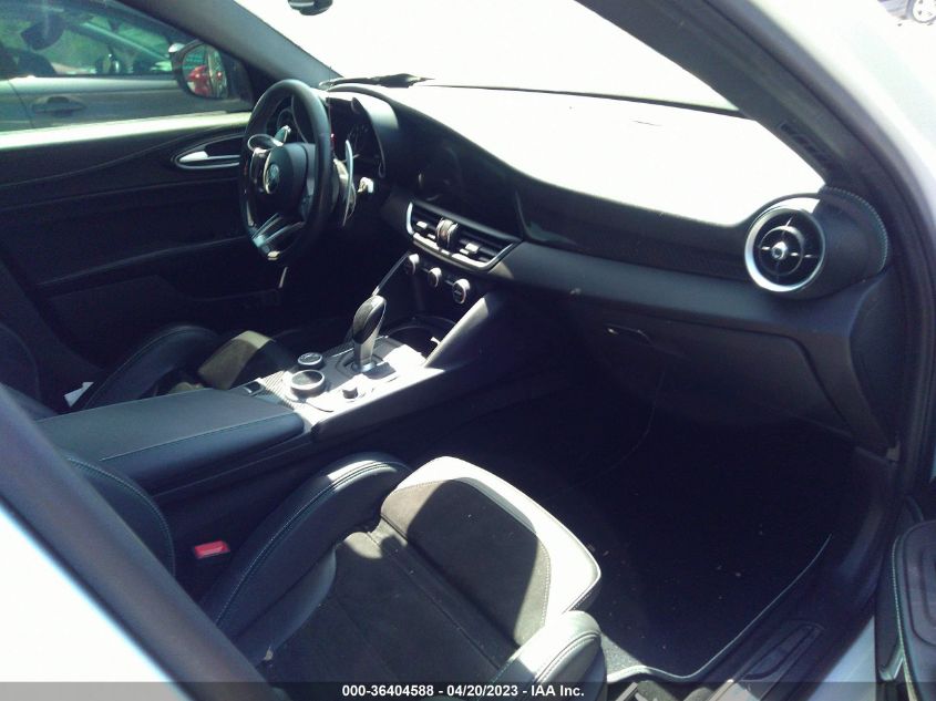 2017 ALFA ROMEO GIULIA QUADRIFOGLIO - ZARFAEAV8H7546519