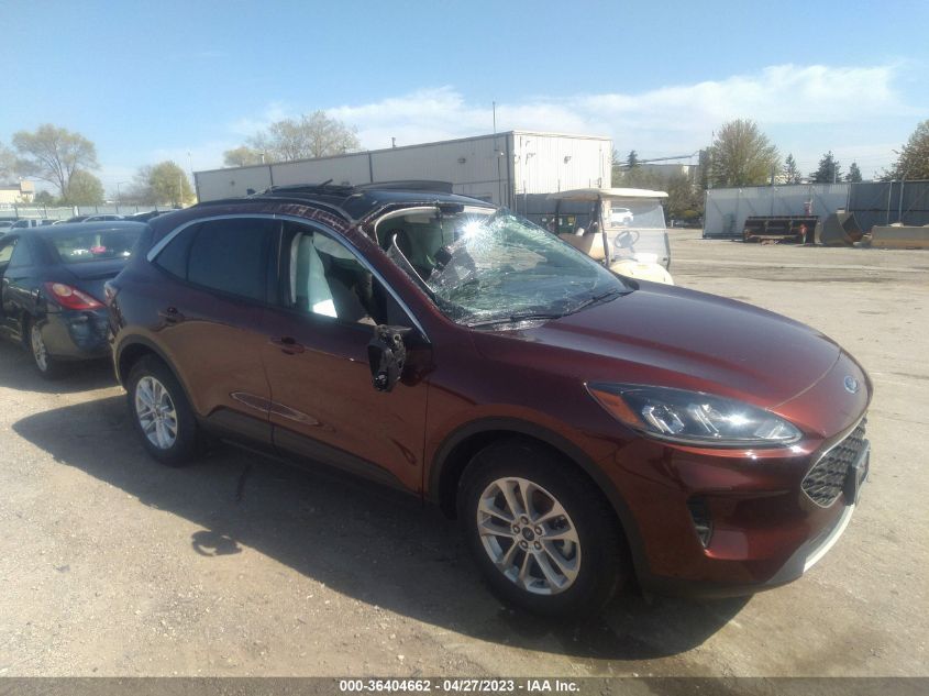 2021 FORD ESCAPE SE - 1FMCU0G63MUB29422