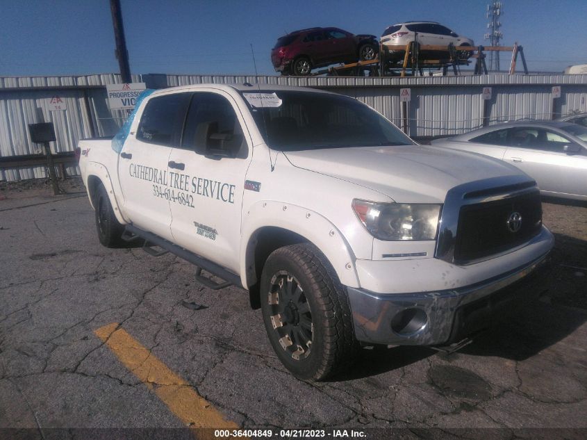 2013 TOYOTA TUNDRA 4WD TRUCK - 5TFDW5F14DX311201