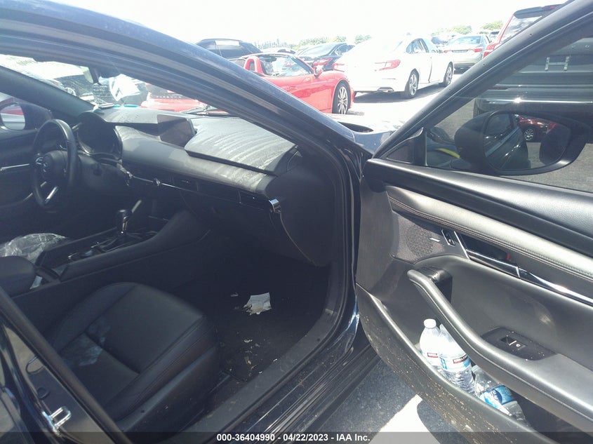 VIN JM1BPAMM8K1136705 2019 MAZDA MAZDA3 HATCHBACK W/PREFERRED PKG