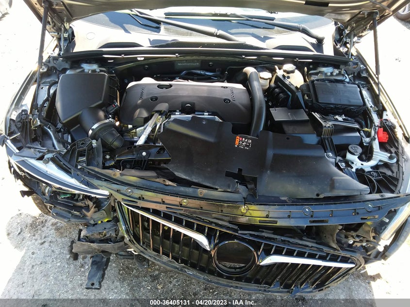 VIN W04GV8SX3K1004401 2019 BUICK REGAL TOURX ESSENCE