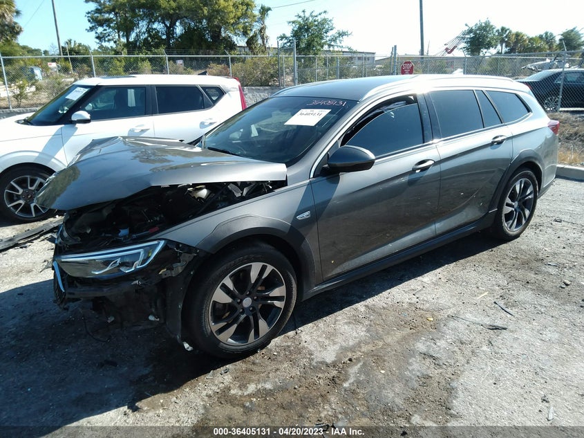 VIN W04GV8SX3K1004401 2019 BUICK REGAL TOURX ESSENCE