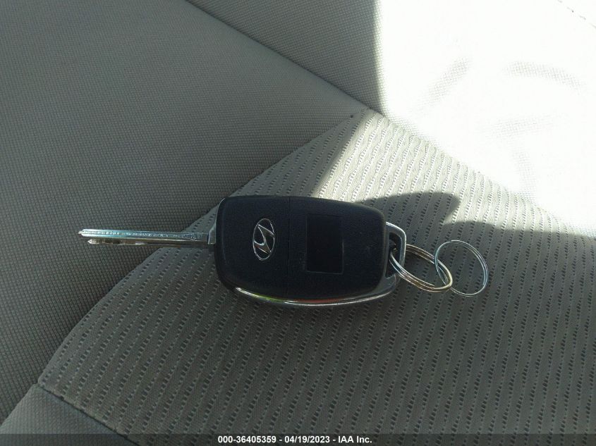 2016 HYUNDAI SONATA 2.4L SE - 5NPE24AF2GH323229