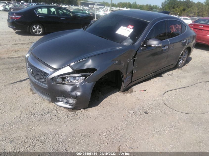 2018 INFINITI Q70 3.7 LUXE - JN1BY1AP9JM181227