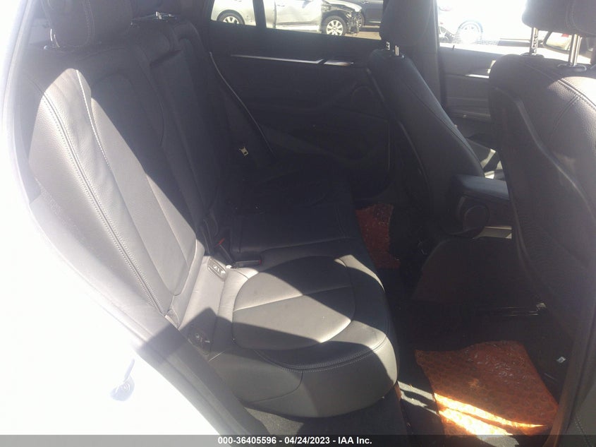 VIN WBXHT3C50K5N16404 2019 BMW X1 XDRIVE28I