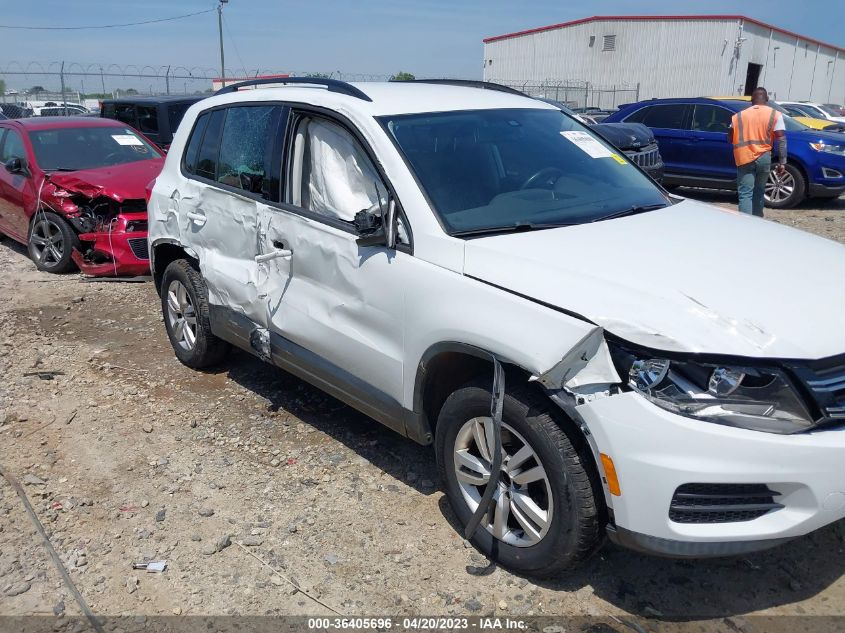 2016 VOLKSWAGEN TIGUAN S/SEL/SE/R-LINE - WVGAV7AX5GW537217