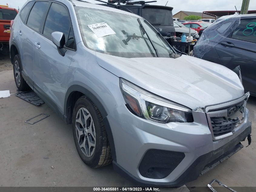 2020 SUBARU FORESTER PREMIUM - JF2SKAJC2LH487193