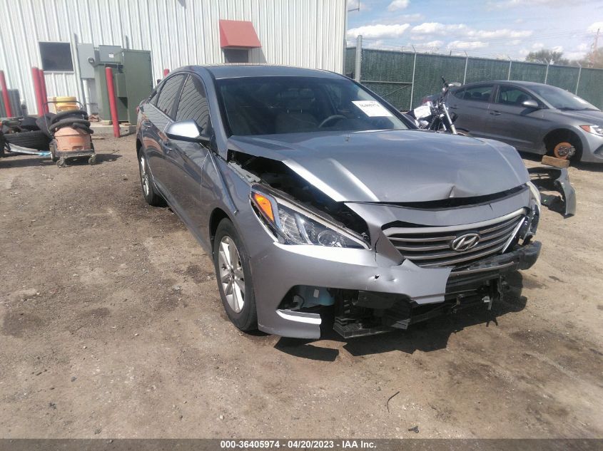 2015 HYUNDAI SONATA 2.4L SE - 5NPE24AF0FH048944