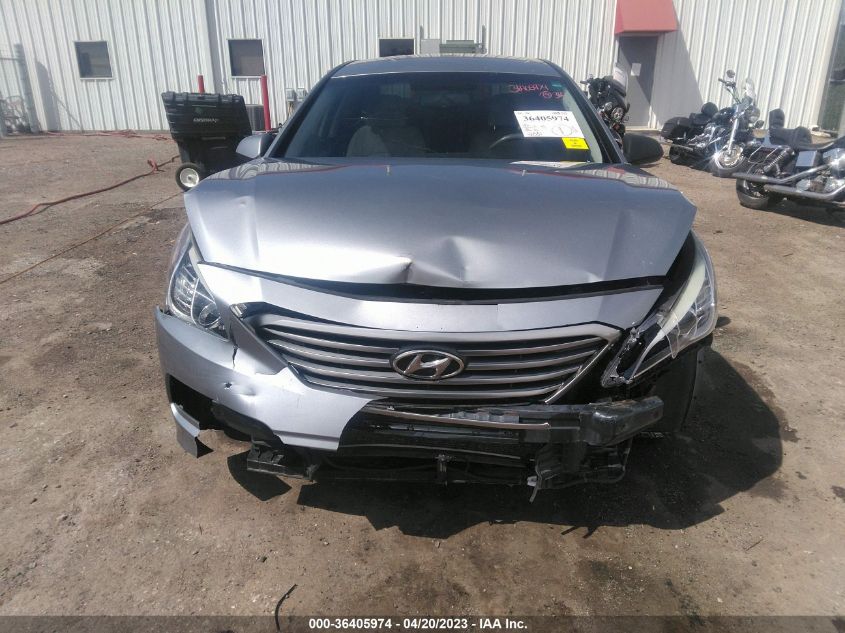 2015 HYUNDAI SONATA 2.4L SE - 5NPE24AF0FH048944