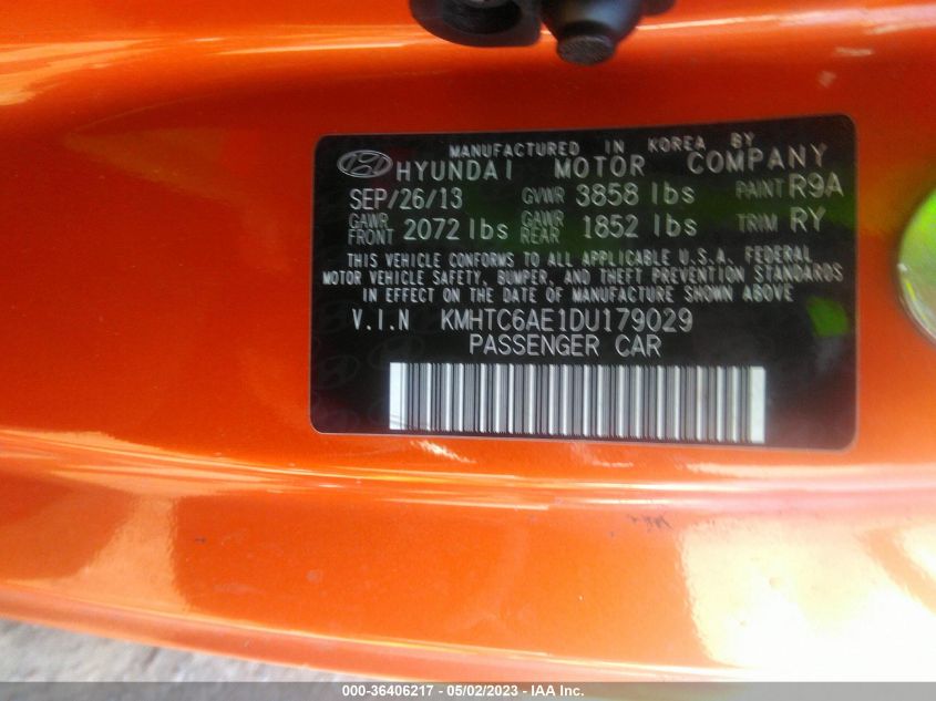 2013 HYUNDAI VELOSTER TURBO W/BLACK INT - KMHTC6AE1DU179029