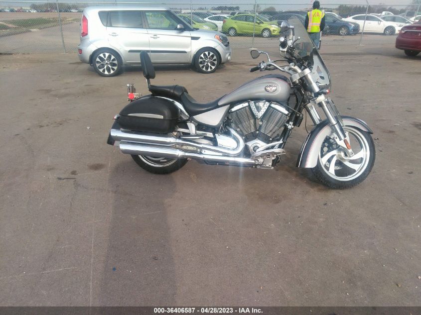 2006 VICTORY MOTORCYCLES KINGPIN 5VPCB26D563002588