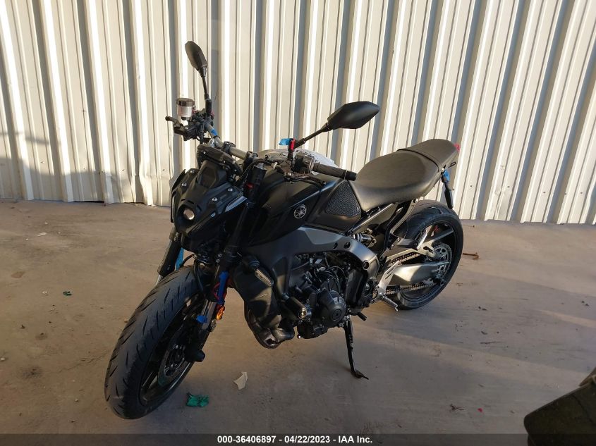 2022 YAMAHA MT09 - JYARN71E6NA002182