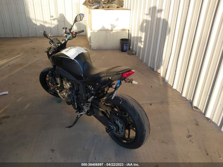 2022 YAMAHA MT09 - JYARN71E6NA002182