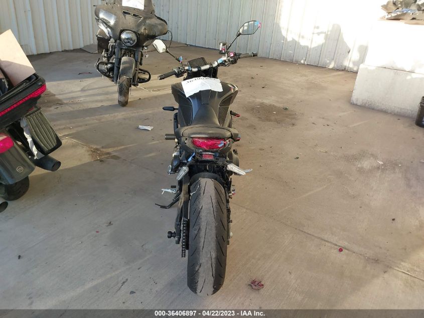 2022 YAMAHA MT09 - JYARN71E6NA002182