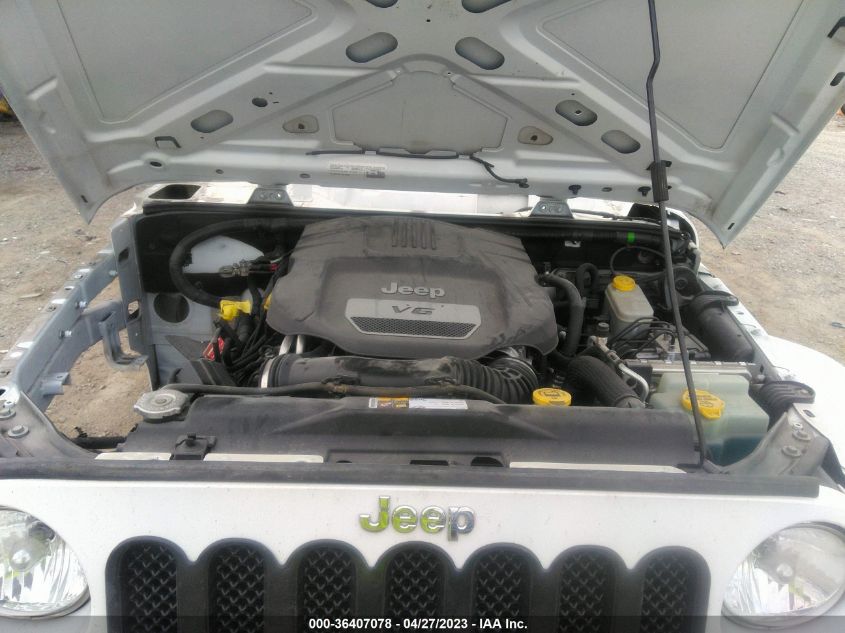 2015 JEEP WRANGLER UNLIMITED SAHARA - 1C4BJWEG6FL531189