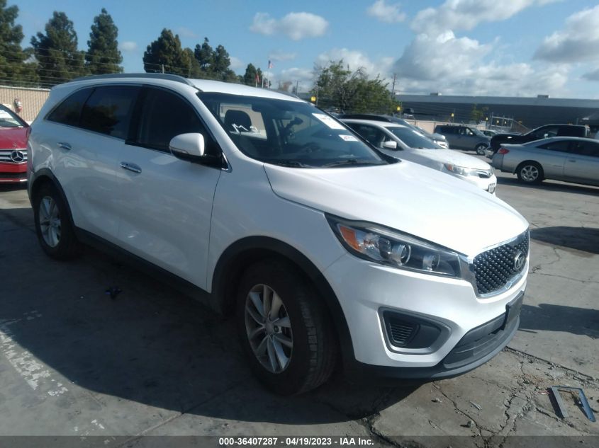 2017 KIA SORENTO LX V6 - 5XYPG4A51HG223584