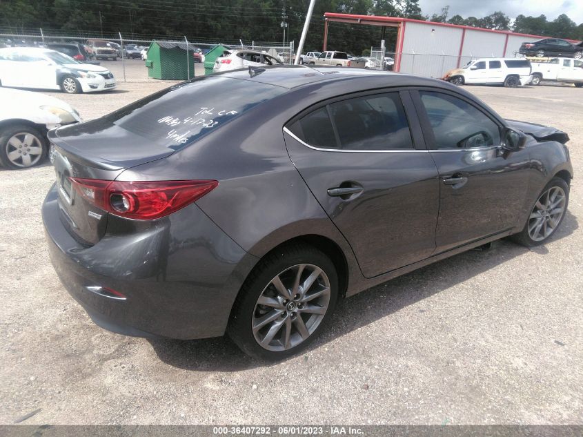 2018 MAZDA MAZDA3 4-DOOR TOURING 3MZBN1V34JM239839