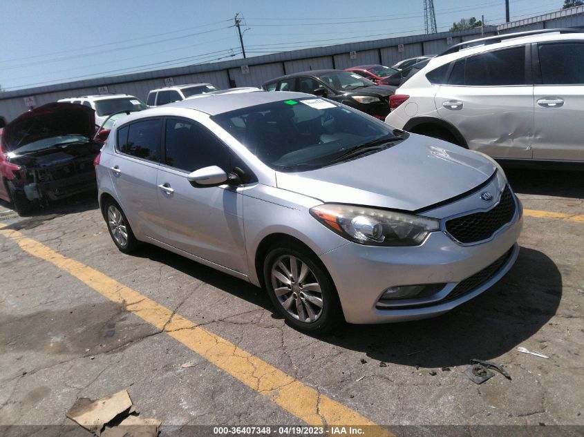 2015 KIA FORTE 5-DOOR EX - KNAFX5A85F5263732