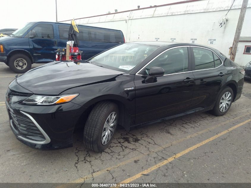 2021 TOYOTA CAMRY HYBRID LE - 4T1C31AK1MU021766