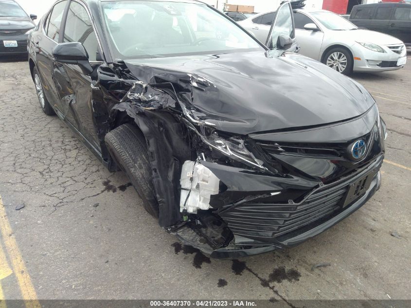2021 TOYOTA CAMRY HYBRID LE - 4T1C31AK1MU021766
