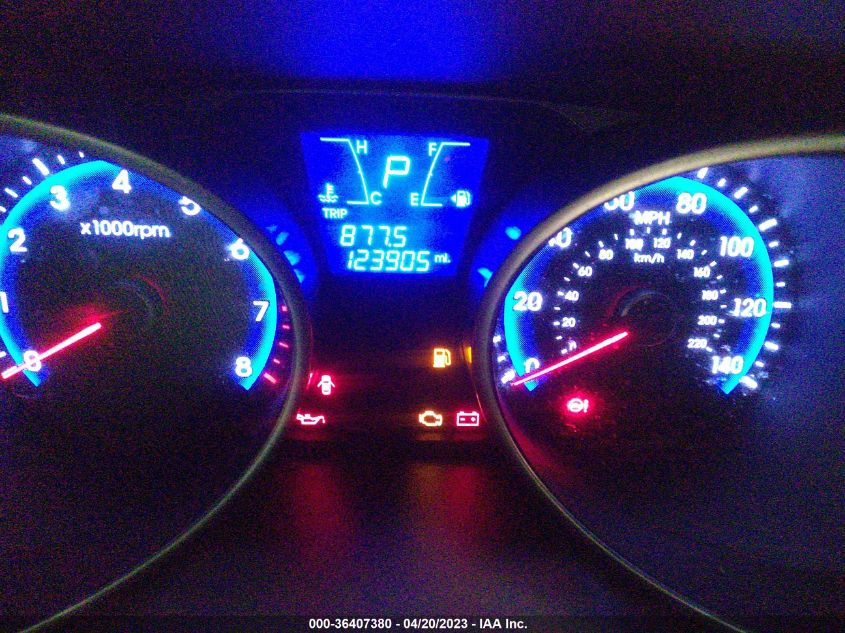 2015 HYUNDAI TUCSON SE - KM8JU3AGXFU064016