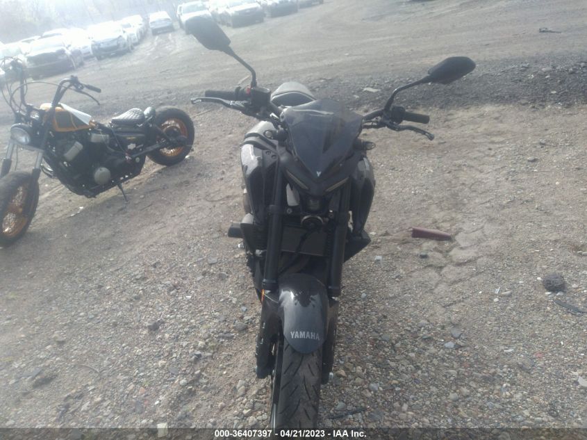 2020 YAMAHA MT-03 MH3RH20Y2LK001551