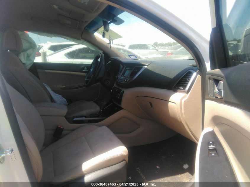2017 HYUNDAI TUCSON SE - KM8J33A4XHU407631