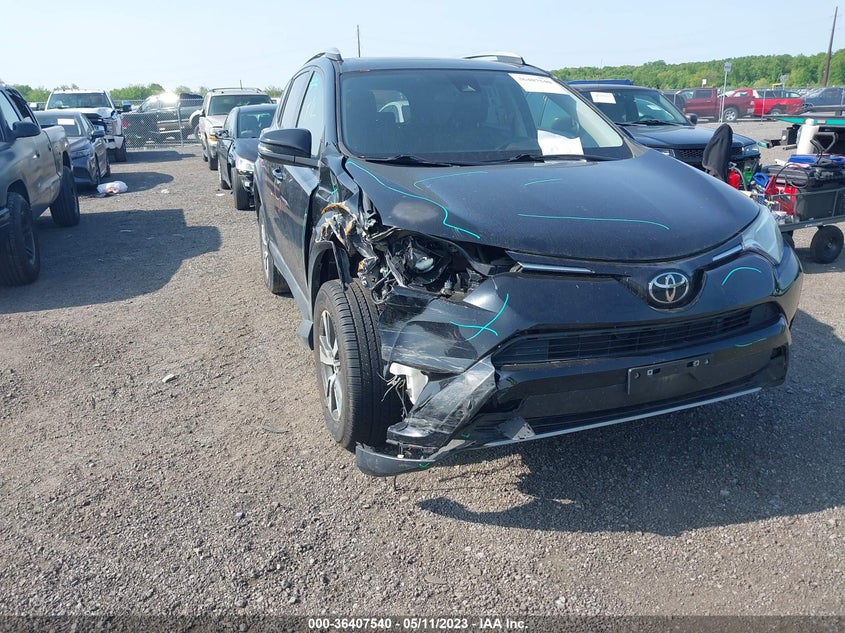 VIN 2T3RFREV5JW707297 2018 TOYOTA RAV4 XLE/ADVENTURE