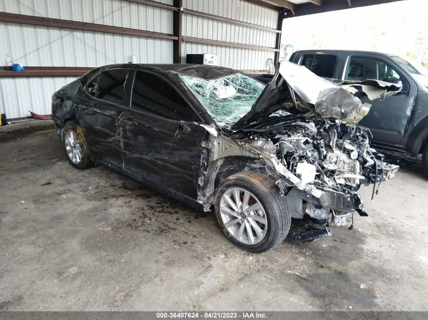 2021 TOYOTA CAMRY LE - 4T1C11AKXMU572476