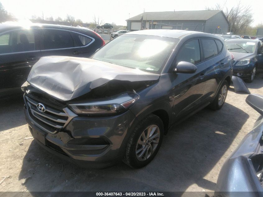 2017 HYUNDAI TUCSON SE - KM8J23A42HU565934