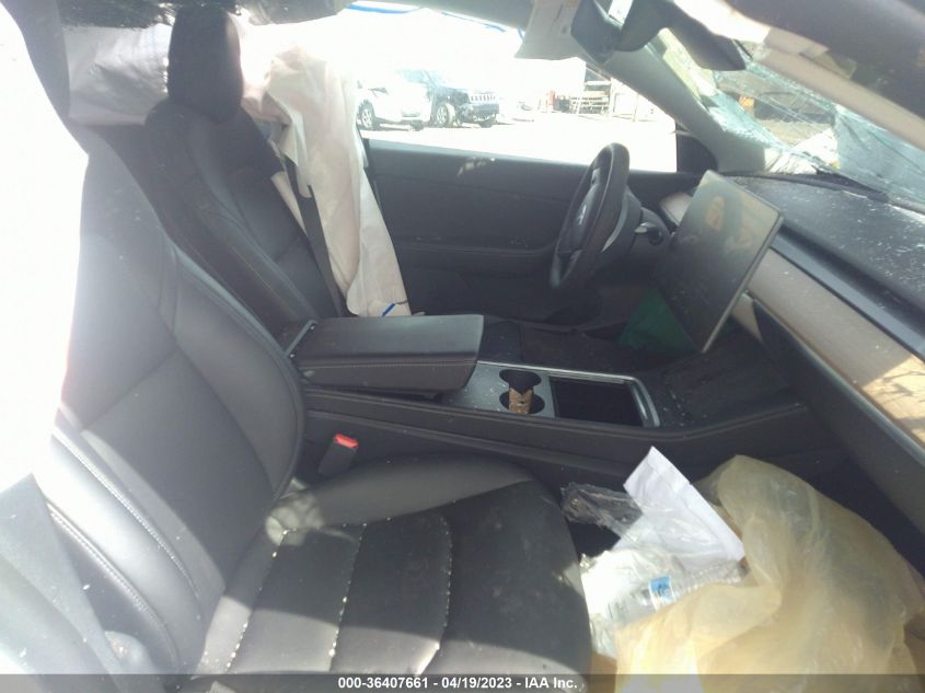 2021 TESLA MODEL Y LONG RANGE - 5YJYGDEE6MF243944