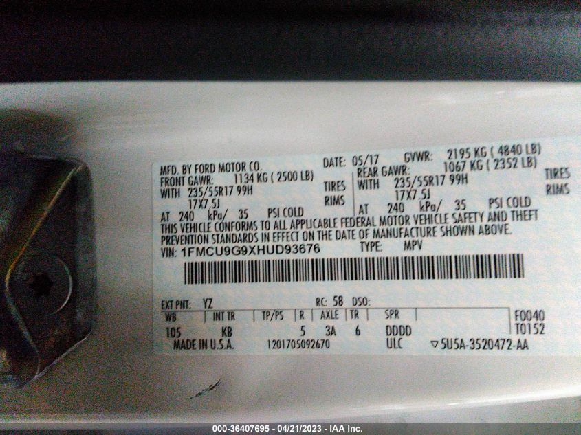 2017 FORD ESCAPE SE - 1FMCU9G9XHUD93676