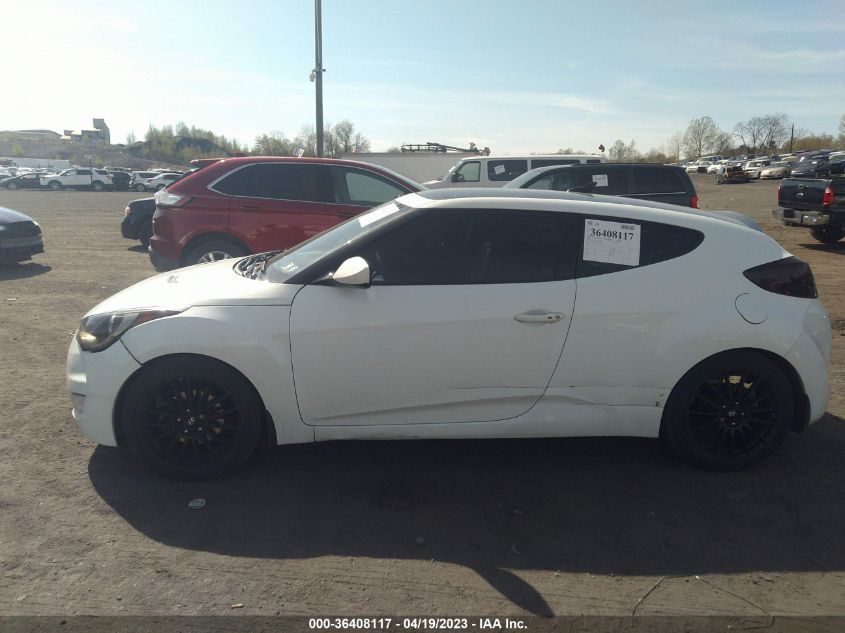 2013 HYUNDAI VELOSTER W/GRAY INT - KMHTC6AD8DU145855