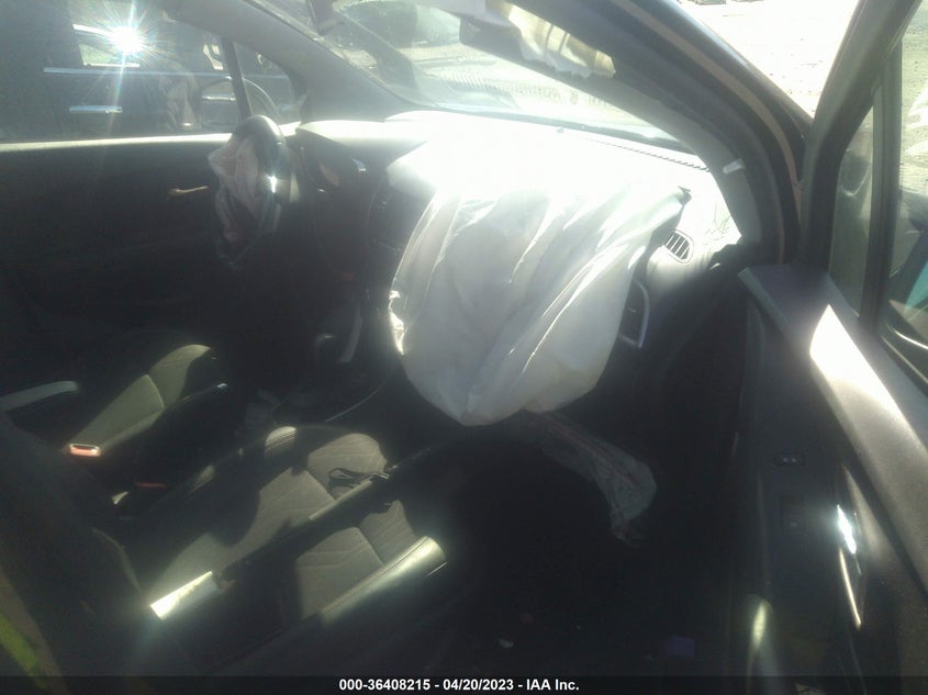 VIN KL7CJPSB4KB939772 2019 CHEVROLET TRAX LT