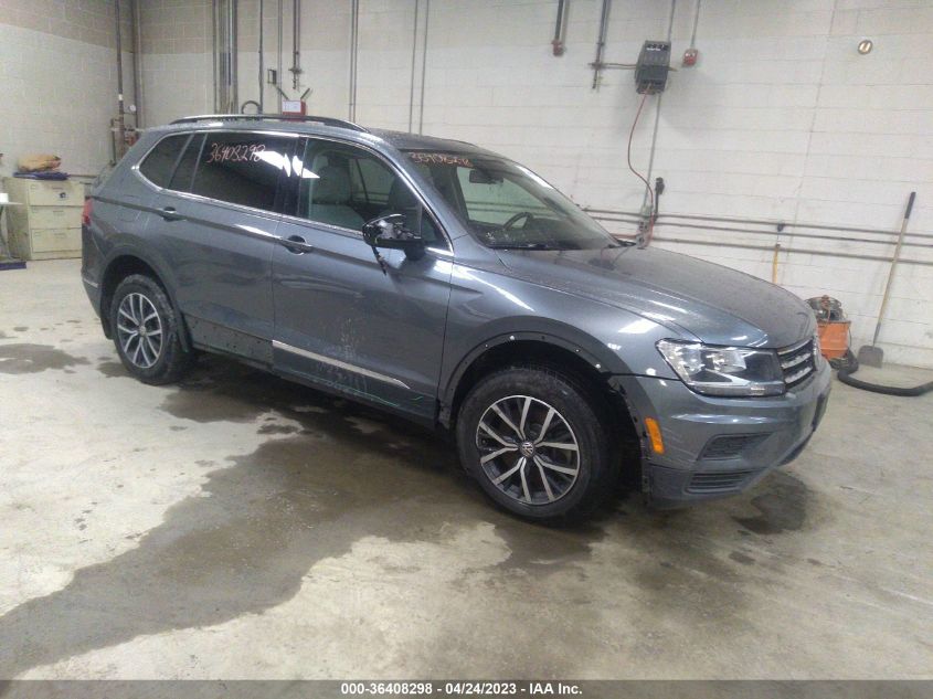 2018 VOLKSWAGEN TIGUAN SE - 3VV2B7AX4JM190098