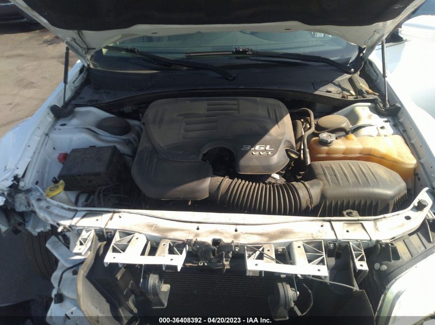 2014 CHRYSLER 300 - 2C3CCAAG4EH211652
