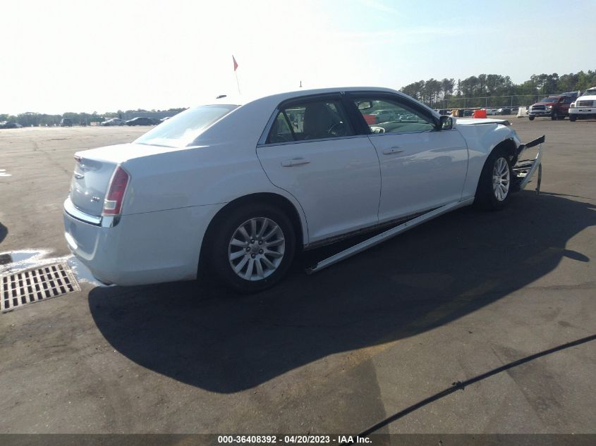 2014 CHRYSLER 300 - 2C3CCAAG4EH211652