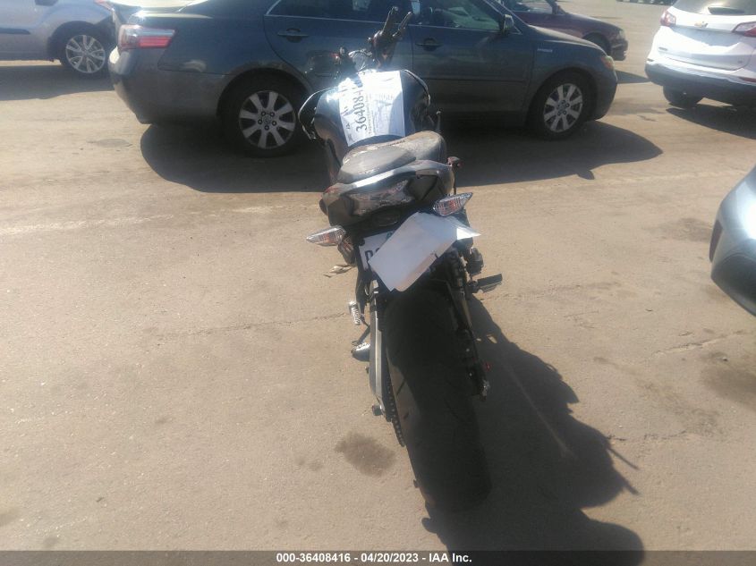 2019 KAWASAKI ZR900 JKAZR2A15KA003810